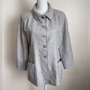 Max Mara short Coat wool cashmere mix fuzzy Jacket buttons pockets collar